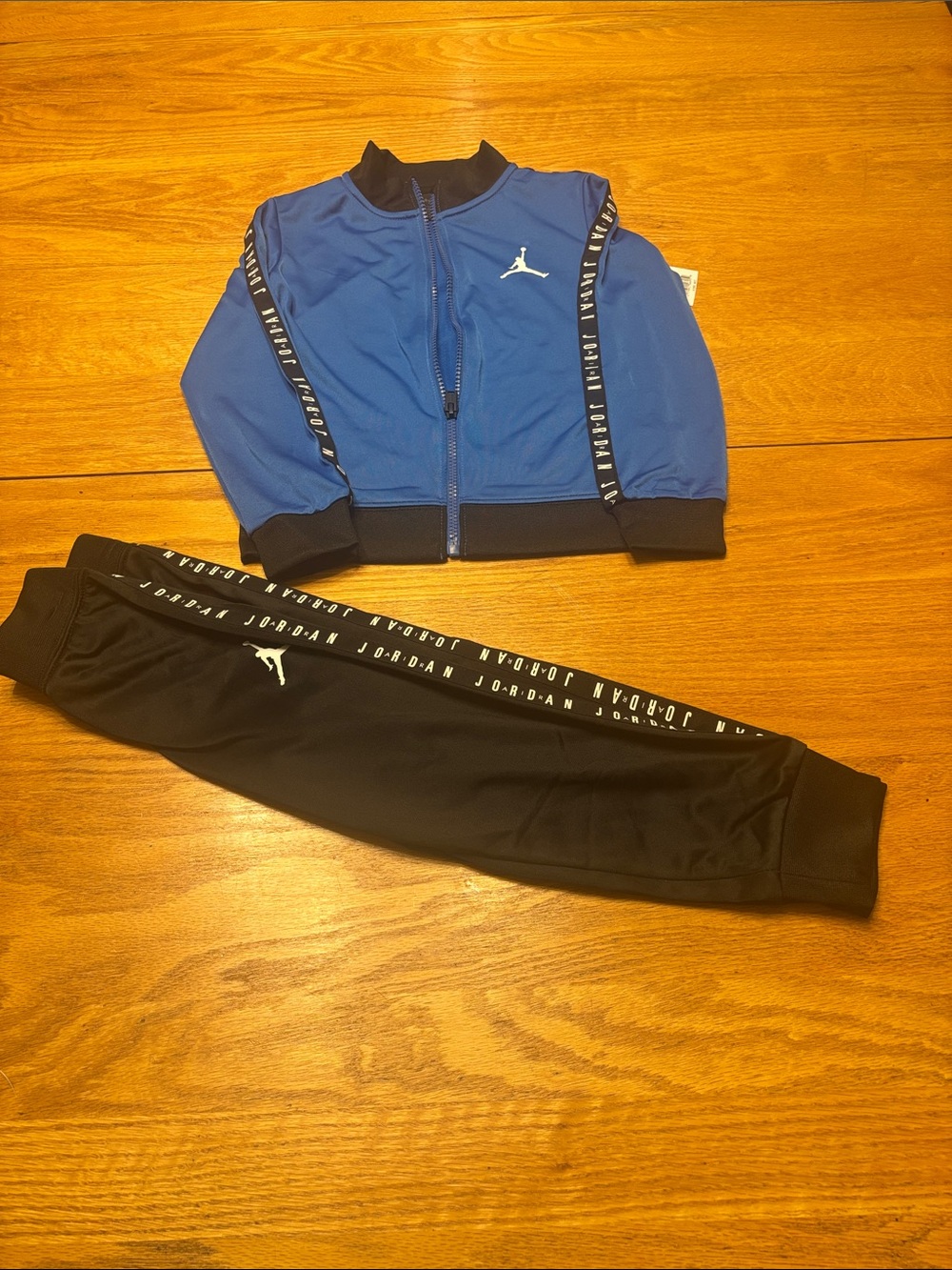 Jordan Kids 4T Blue Jacket & Black Joggers Set NWT - Picture 2 of 6